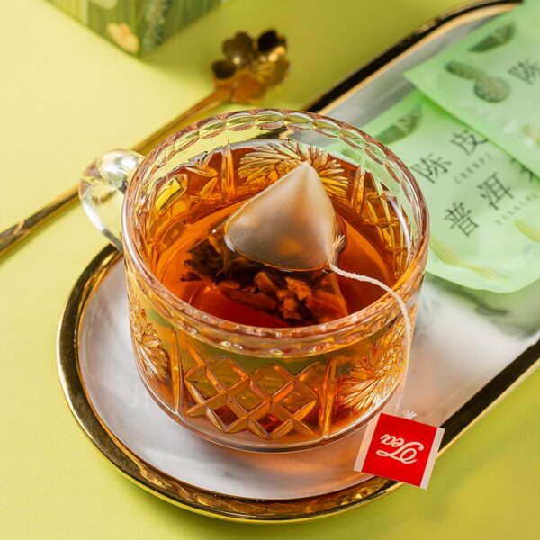 Dried Tangerine Peel and Pu'er Tea